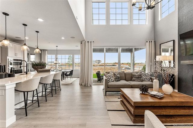 3402 N Buchanan Way, Aurora, CO 80019