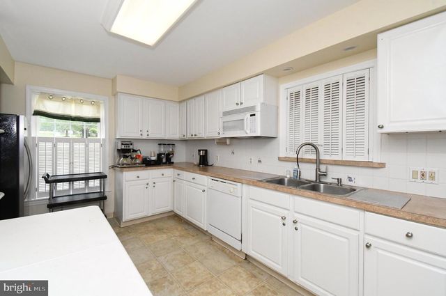 122 BRANDON RD, West Norriton, PA 19403
