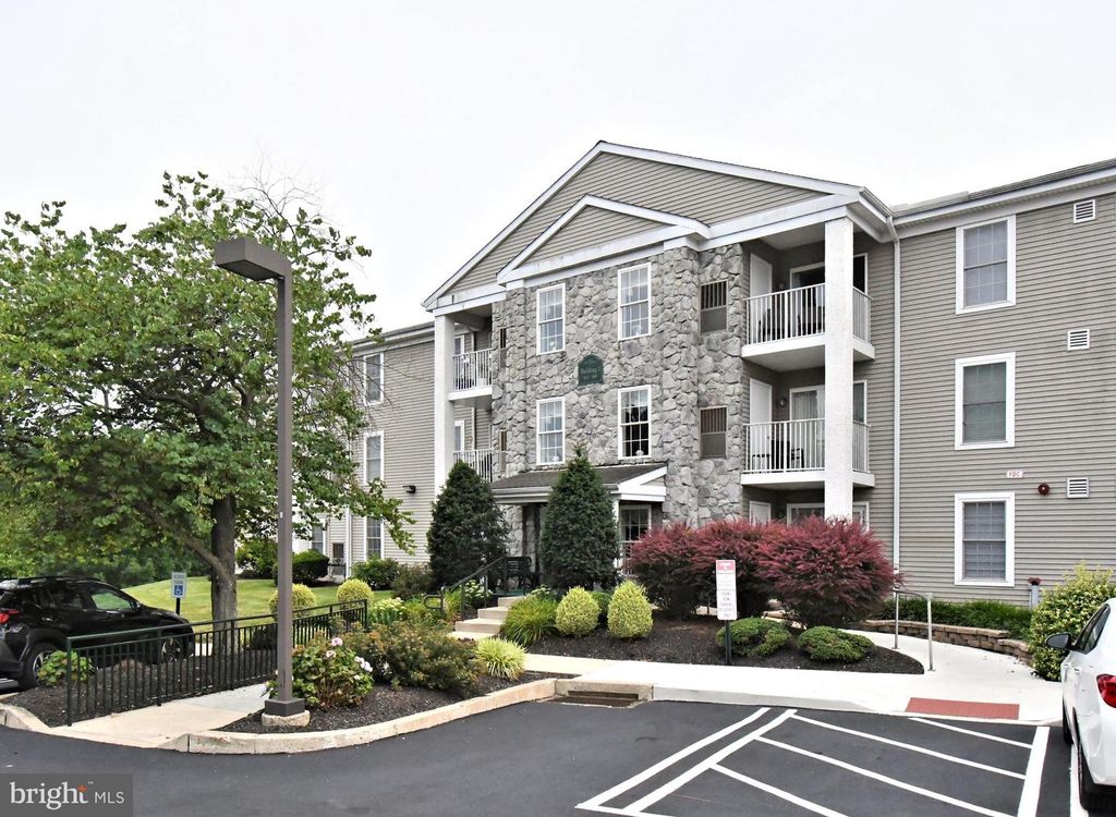 122 BRANDON RD, West Norriton, PA 19403