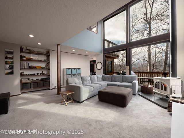 11730 Broadwater Drive, Eagle River, AK 99577