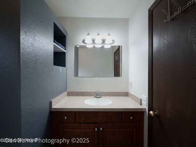 11730 Broadwater Drive, Eagle River, AK 99577