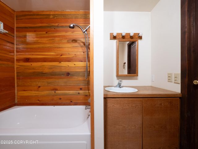 11730 Broadwater Drive, Eagle River, AK 99577