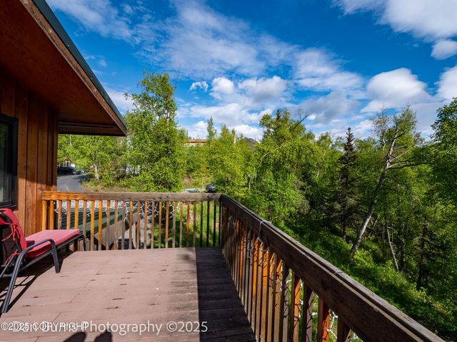 11730 Broadwater Drive, Eagle River, AK 99577