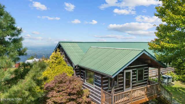 2825 Top Rd, Sevierville, TN 37876
