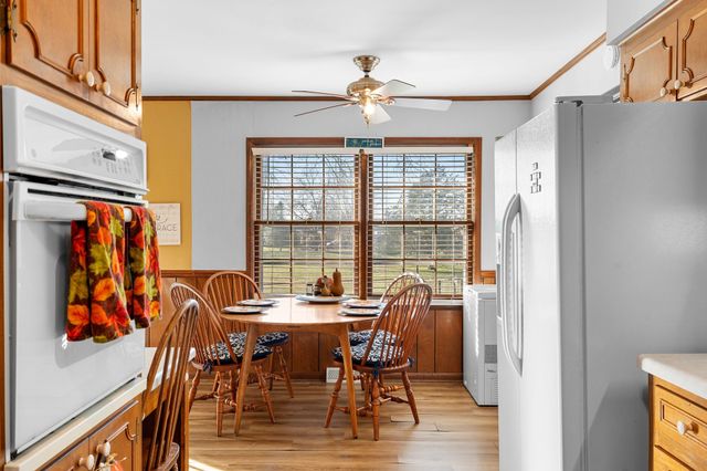 705 Dow Dr, Shelbyville, TN 37160