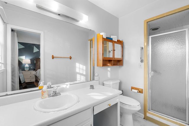 705 Dow Dr, Shelbyville, TN 37160