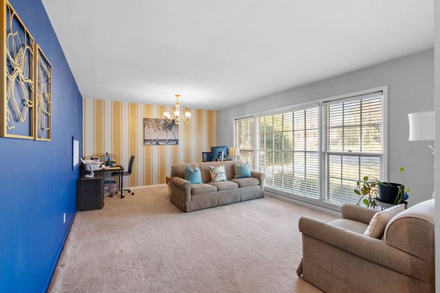 705 Dow Dr, Shelbyville, TN 37160