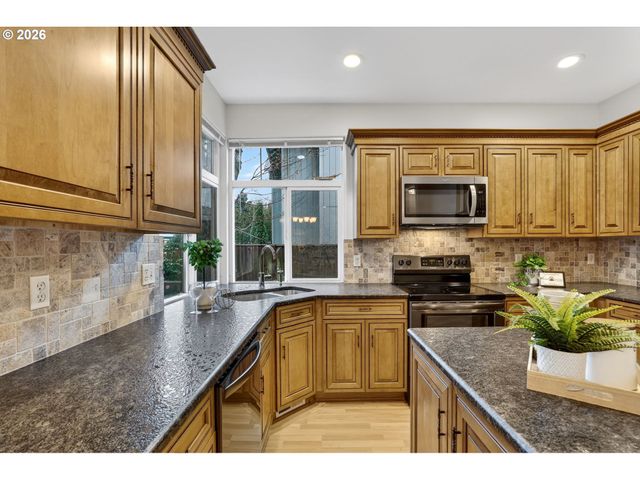 3619 Se 181ST Ave, Vancouver, WA 98683