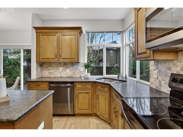 3619 Se 181ST Ave, Vancouver, WA 98683