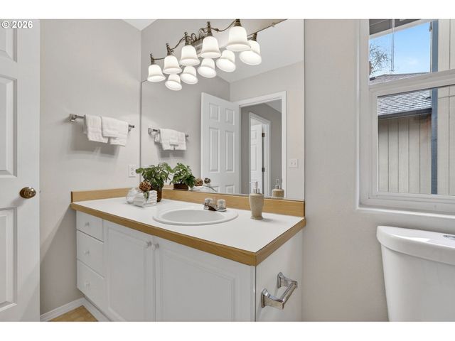 3619 Se 181ST Ave, Vancouver, WA 98683