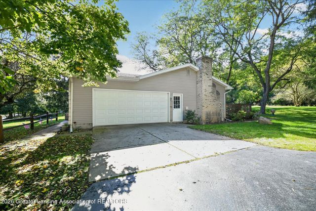 4561 Sandstone Drive, Williamston, MI 48895