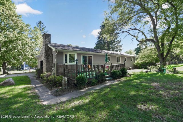 4561 Sandstone Drive, Williamston, MI 48895