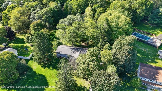 4561 Sandstone Drive, Williamston, MI 48895
