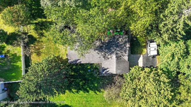 4561 Sandstone Drive, Williamston, MI 48895