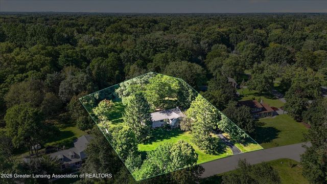 4561 Sandstone Drive, Williamston, MI 48895