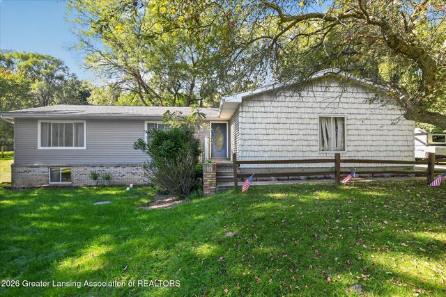 4561 Sandstone Drive, Williamston, MI 48895