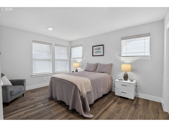 16618 Sw TOWNSVILLE St, Tigard, OR 97224