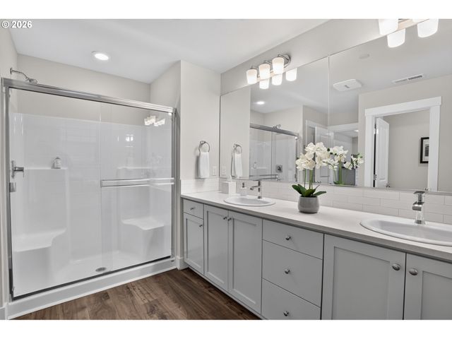 16618 Sw TOWNSVILLE St, Tigard, OR 97224