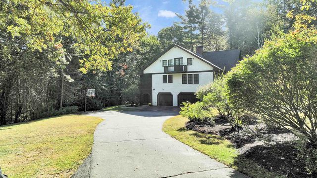 107 Fresh Pond Lane, Brookline, NH 03033