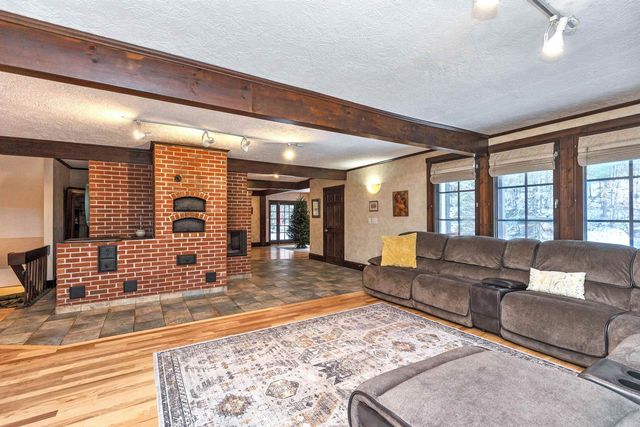 107 Fresh Pond Lane, Brookline, NH 03033