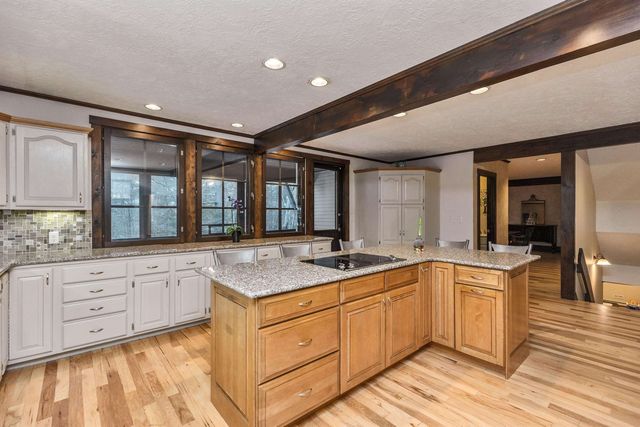 107 Fresh Pond Lane, Brookline, NH 03033