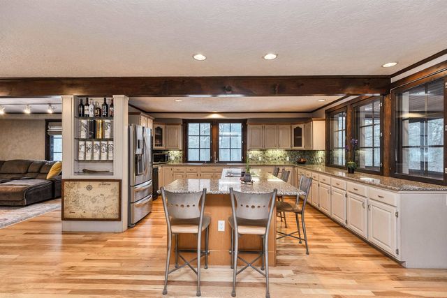 107 Fresh Pond Lane, Brookline, NH 03033