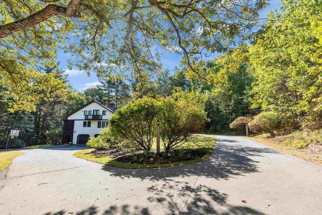 107 Fresh Pond Lane, Brookline, NH 03033