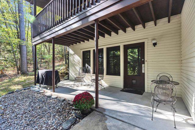 107 Fresh Pond Lane, Brookline, NH 03033