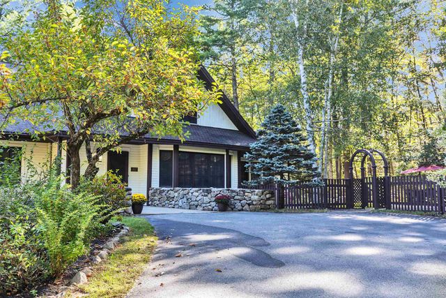 107 Fresh Pond Lane, Brookline, NH 03033