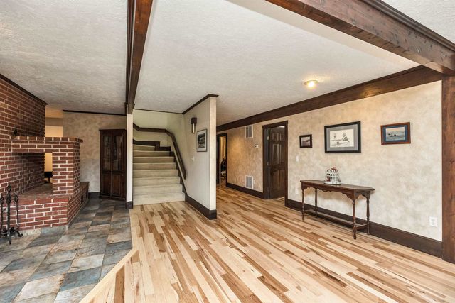 107 Fresh Pond Lane, Brookline, NH 03033