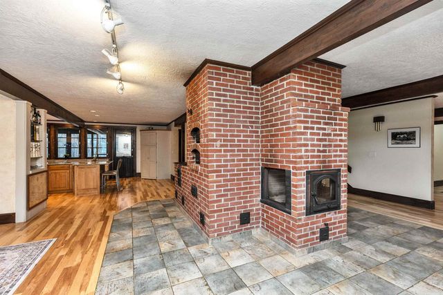 107 Fresh Pond Lane, Brookline, NH 03033