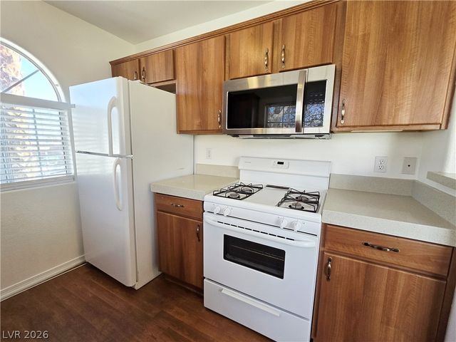 3512 Winterhaven Street 204, Las Vegas, NV 89108