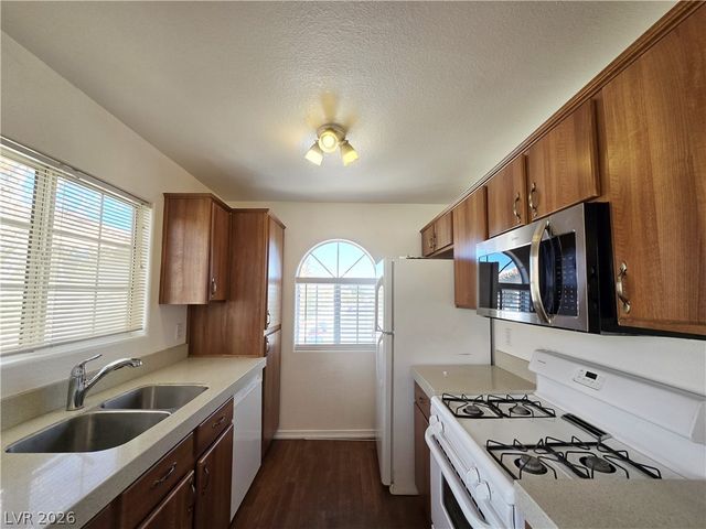3512 Winterhaven Street 204, Las Vegas, NV 89108