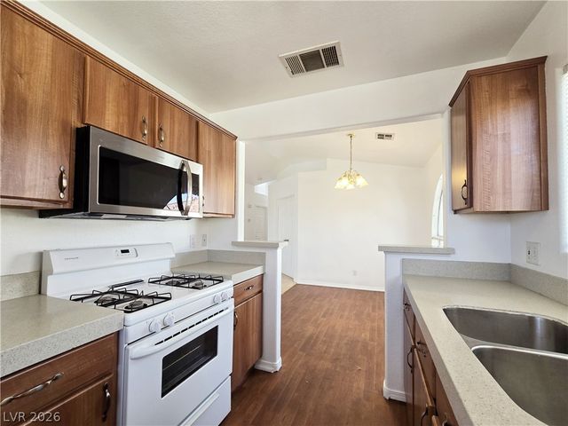 3512 Winterhaven Street 204, Las Vegas, NV 89108