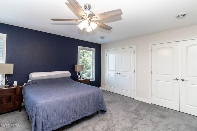 5836 Walnut Springs Boulevard, Sylvania, OH 43560