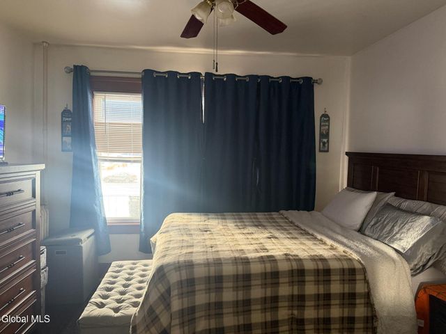 18.5 Dudley Heights, Albany, NY 12210