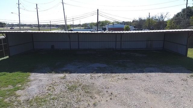 1R S MAIN Street, Ferris, TX 75125