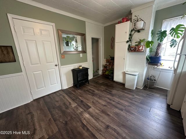 704 Grady Street, Elizabeth City, NC 27909