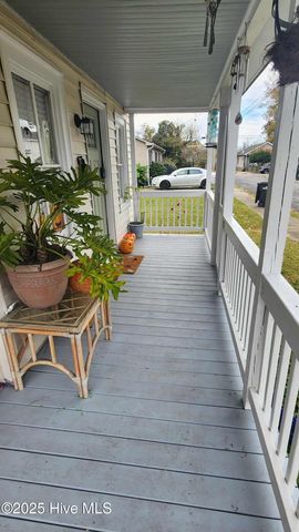 704 Grady Street, Elizabeth City, NC 27909