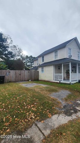 704 Grady Street, Elizabeth City, NC 27909