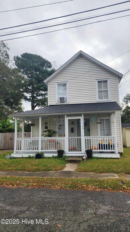 704 Grady Street, Elizabeth City, NC 27909