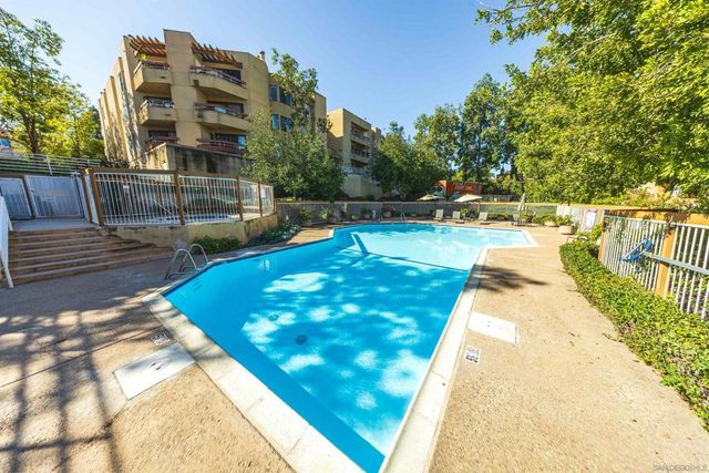 7245 Navajo D170, San Diego, CA 92119