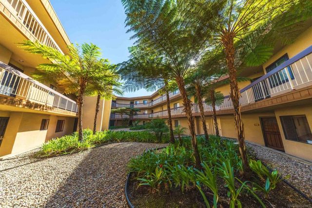 7245 Navajo D170, San Diego, CA 92119