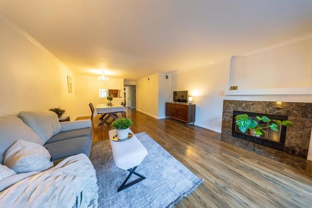 7245 Navajo D170, San Diego, CA 92119