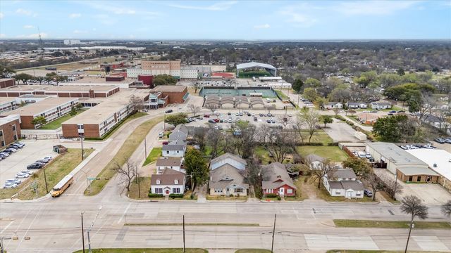 406 S Bryan Belt Line, Mesquite, TX 75149