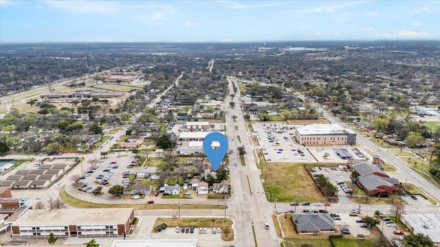 406 S Bryan Belt Line, Mesquite, TX 75149