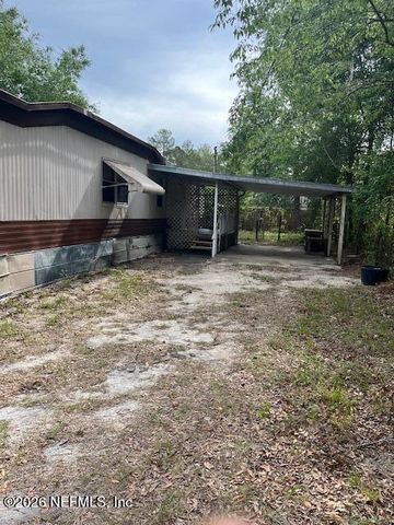 212 DAWN Avenue, Interlachen, FL 32148