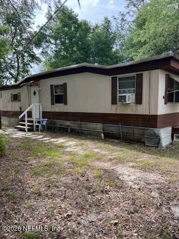 212 DAWN Avenue, Interlachen, FL 32148