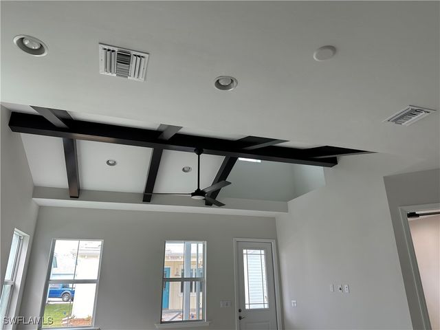 7255 Saona CT, Naples, FL 34113