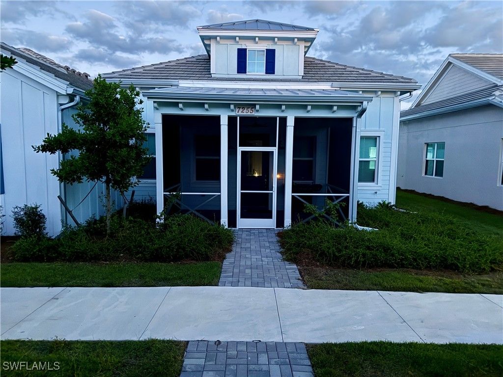 7255 Saona CT, Naples, FL 34113